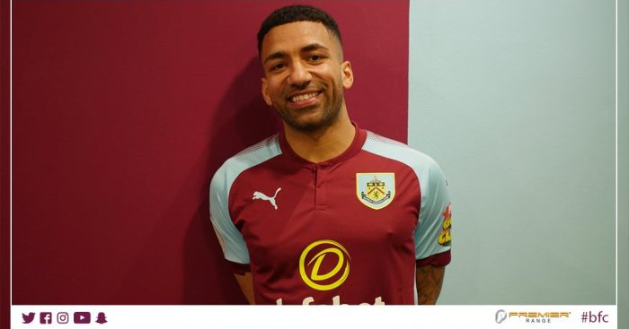 Burnley complete signing of Aaron Lennon for undisclosed fee Burnley complete signing of Aaron Lennon for undisclosed fee