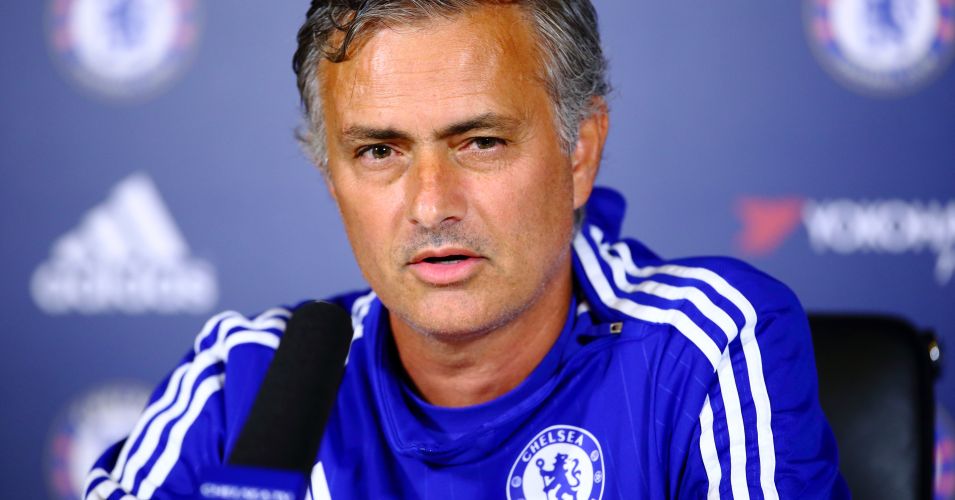 Mourinho: 'Why is Wenger never under pressure?' - Football365