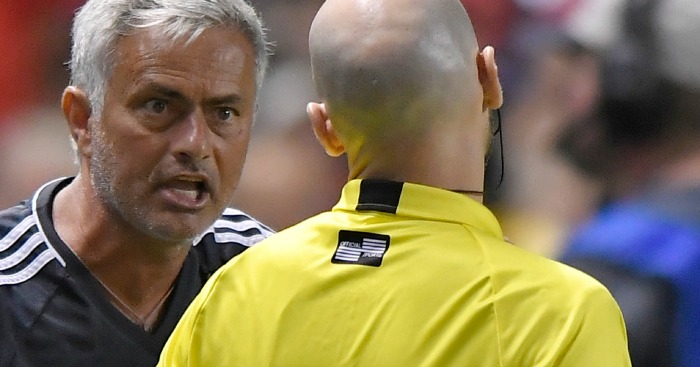 Mourinho refused requests to replace red carded Valencia