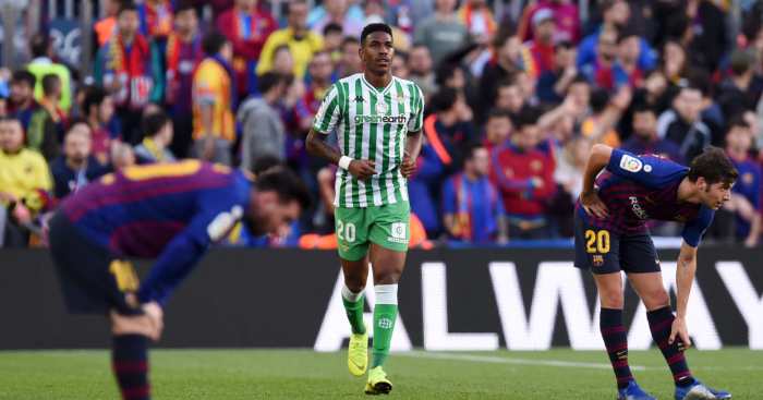 Liverpool consider €50m deal for Moreno replacement