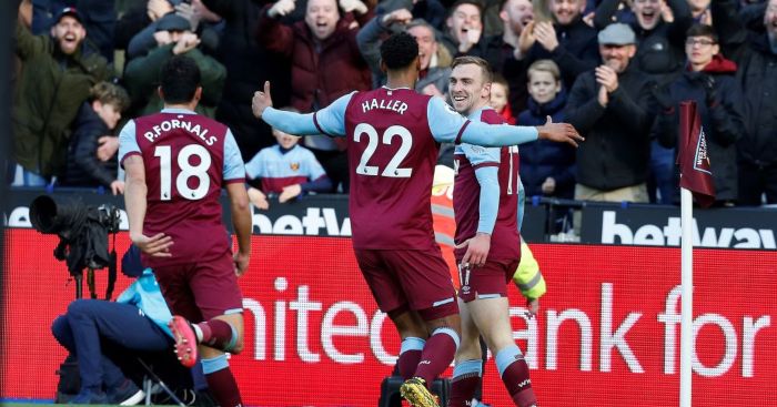 Moyes keen to keep pressure off Bowen after full West Ham debut
