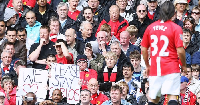 Report claims £15m youngster could snub Man Utd over Tevez