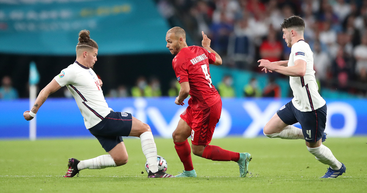 Cole issues apology to England midfielder after semi-final triumph