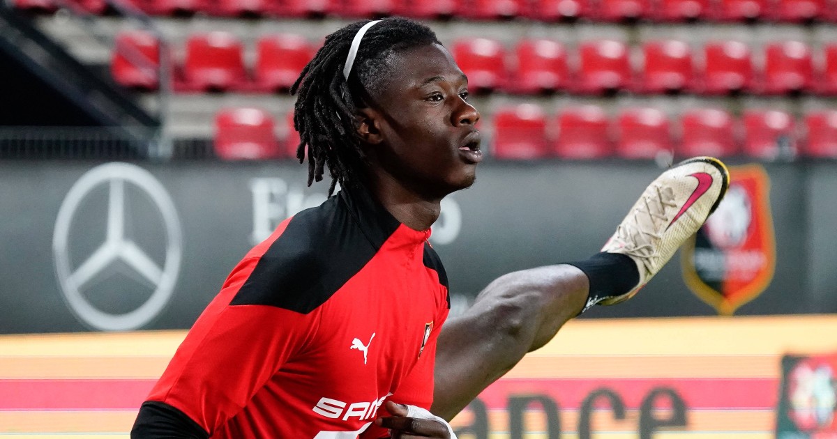 Manchester United worried £25.5m target might have had head turned
