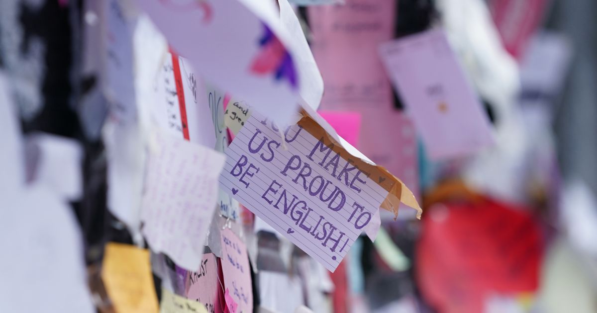 Virtual ‘Wall of Hope’ created to feature Rashford mural messages - Football365