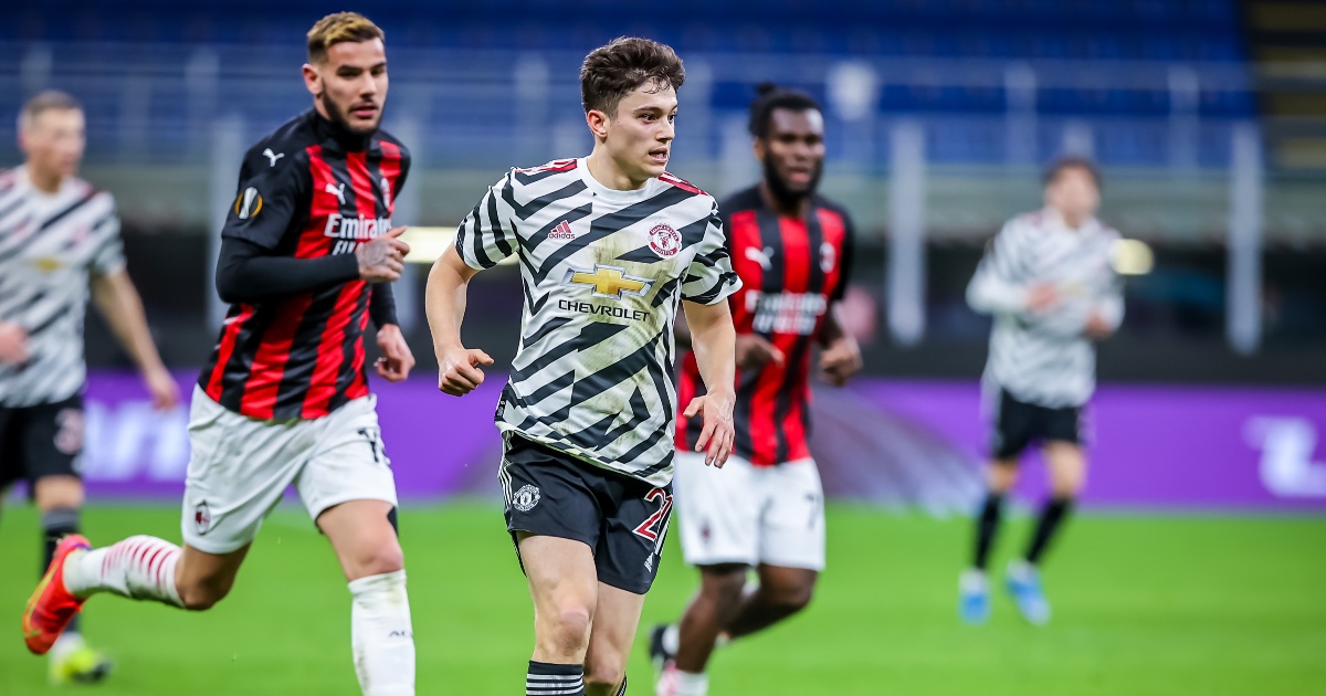 Man Utd plan to keep winger despite Brighton, Leeds links