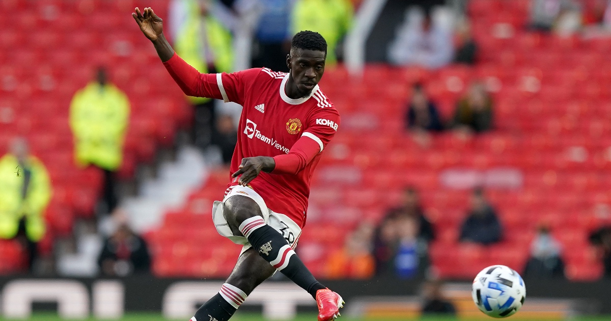 Newcastle replace Villa as frontrunners for Man Utd defender