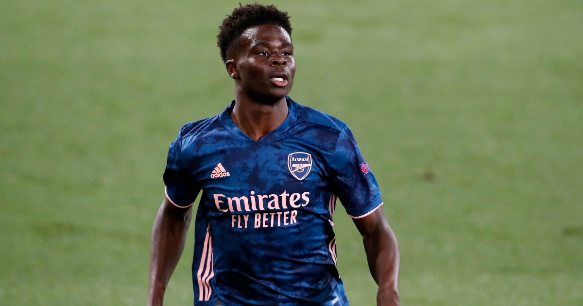 Saka ‘speechless’ after being presented wall of fans’ well-wishes - Football365