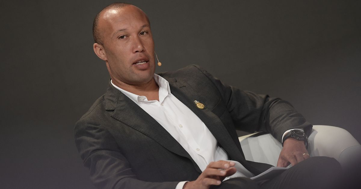 Silvestre picks two players ‘growing’ as leaders at Man Utd