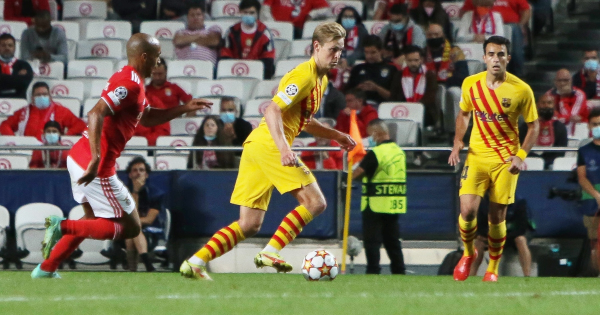 De Jong insists sacking Koeman is not the solution for Barca