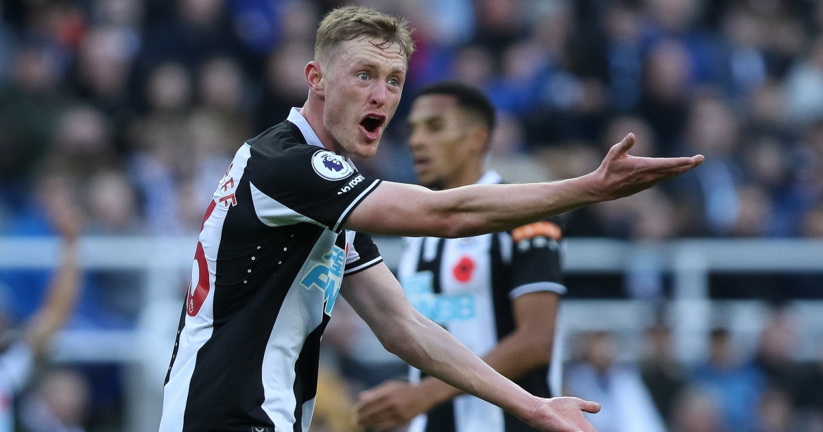 Newcastle midfielder ‘keen’ on Benitez reunion at Everton