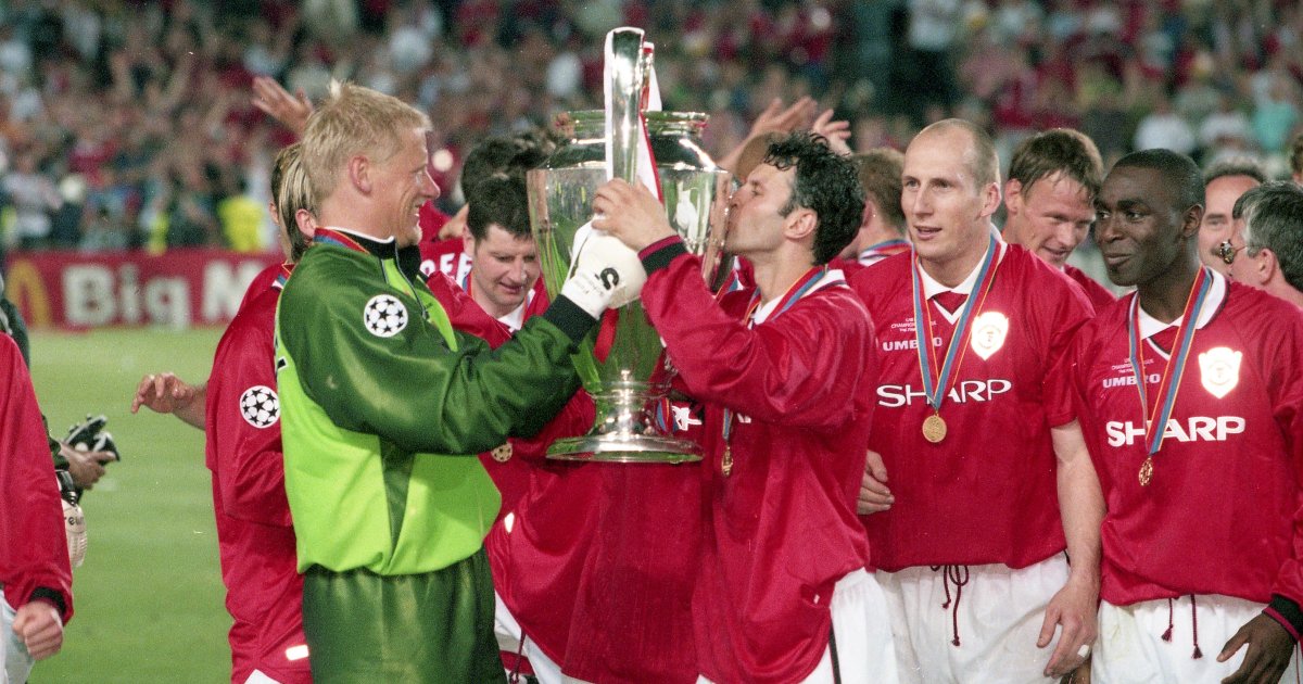 Manchester United win Champions League in 1999