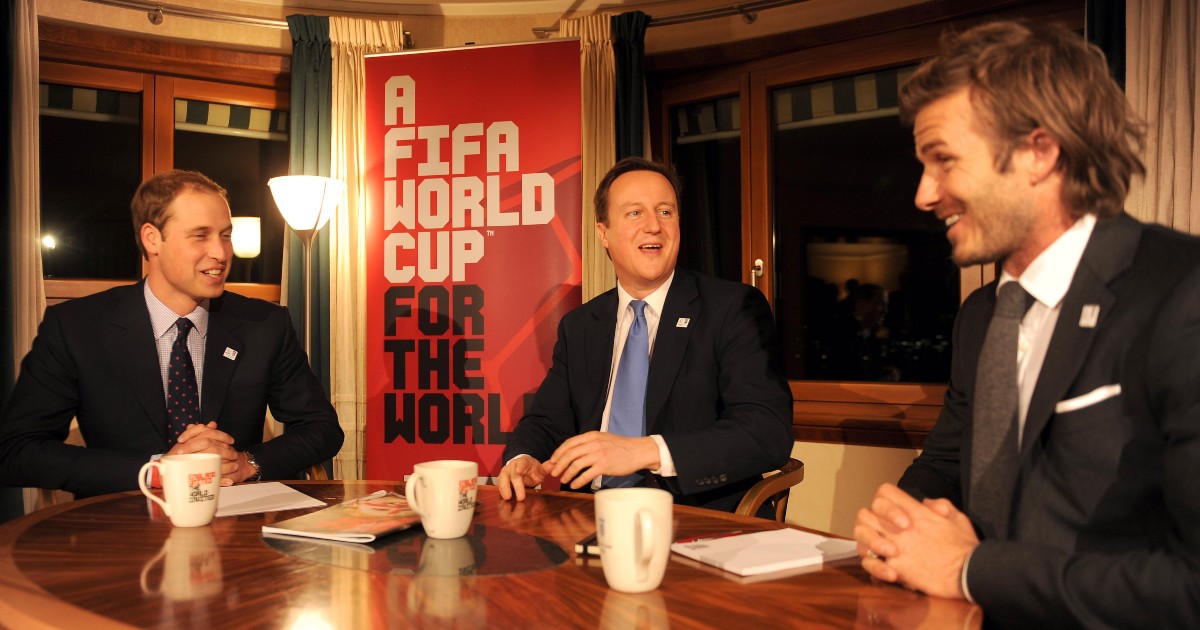 Prince William meets with David Cameron and David Beckham
