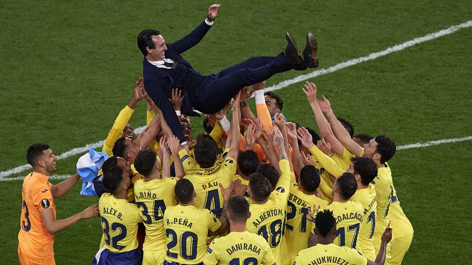 Unai Emery celebrates winning the Europa League with Villarreal.