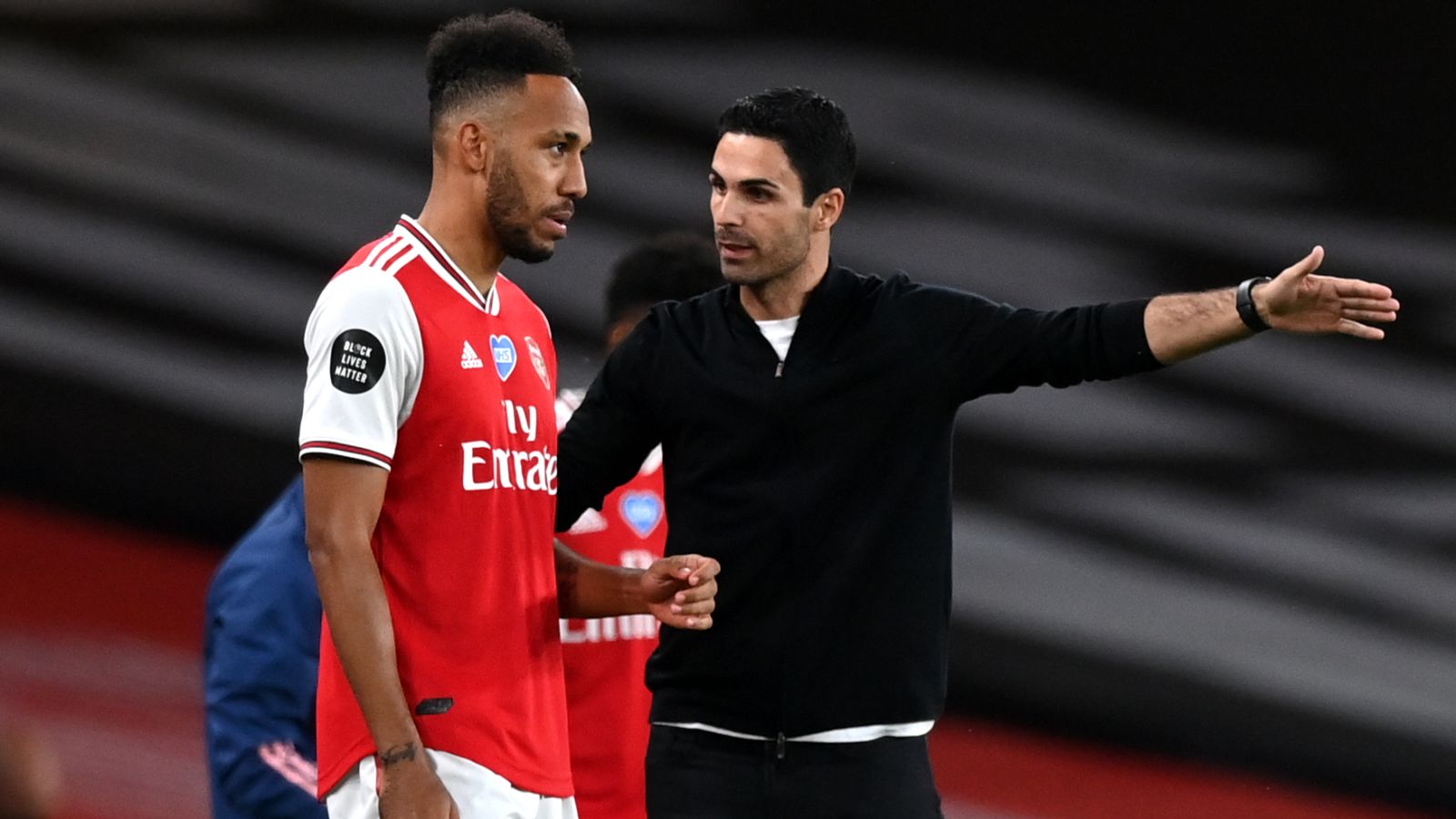 Arsenal boss Arteta with Aubameyang