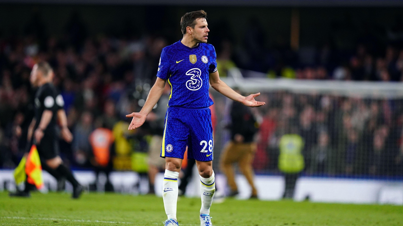 Azpilicueta explains row with Chelsea fan after Arsenal loss, insists ‘it looked worse than it was’