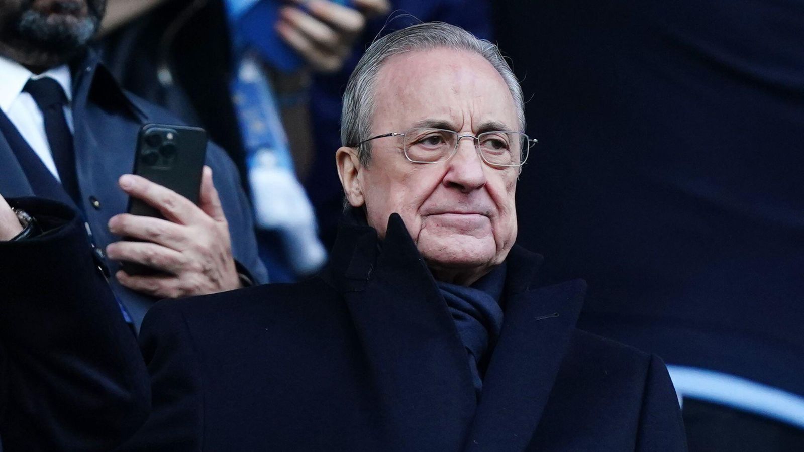 Florentino Perez wants a Man Utd, Liverpool target