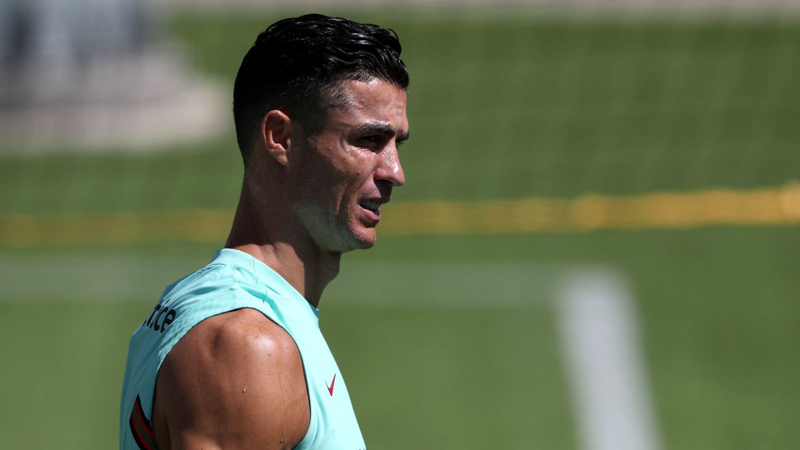 Neville suggests Solskjaer, Fergie messed up as Ronaldo ‘shot’ three Man Utd men ‘to pieces’