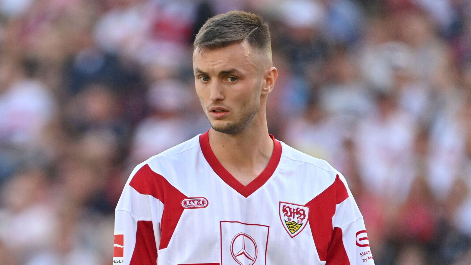 Man Utd target admits he is ‘open to everything’ amid reports of £17m move to Old Trafford