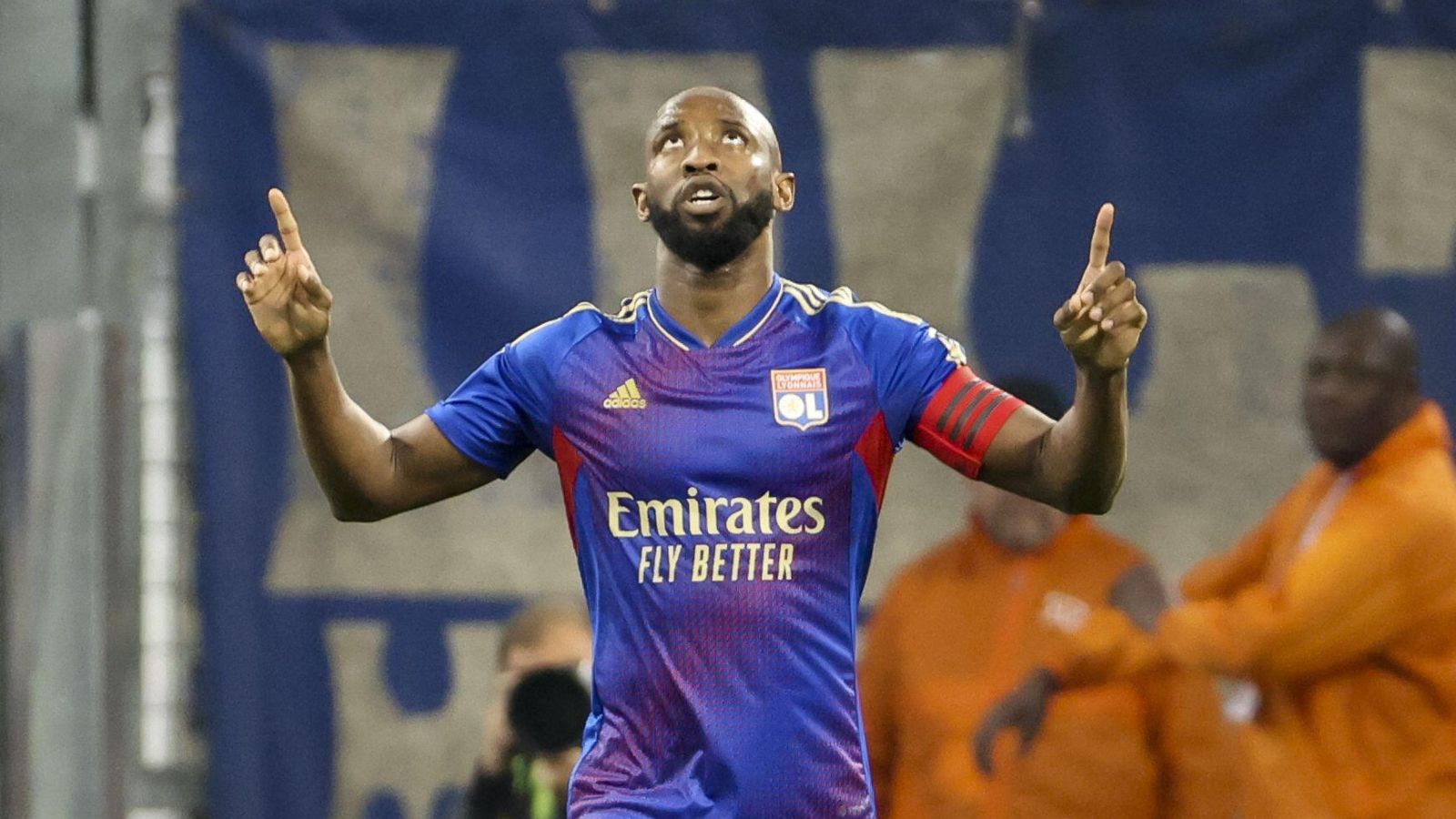 Man Utd ‘relaunch’ interest in £10m Southampton, Arsenal target in one of ‘two forward arrivals’