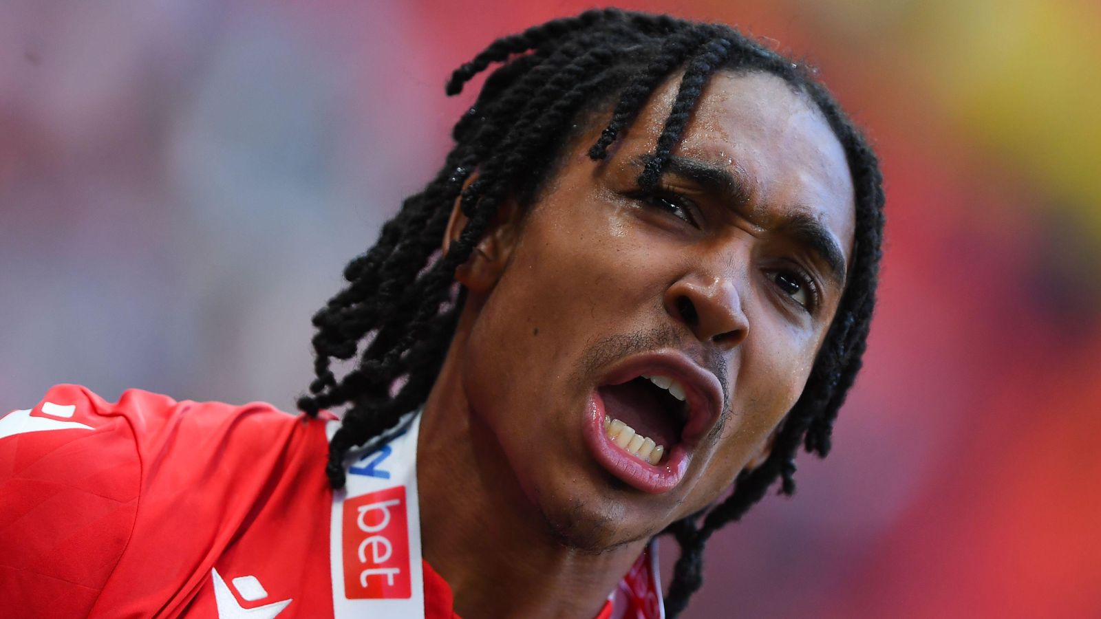 Former Man Utd man points to a number of reasons why Ten Hag didn’t want to sign Spence