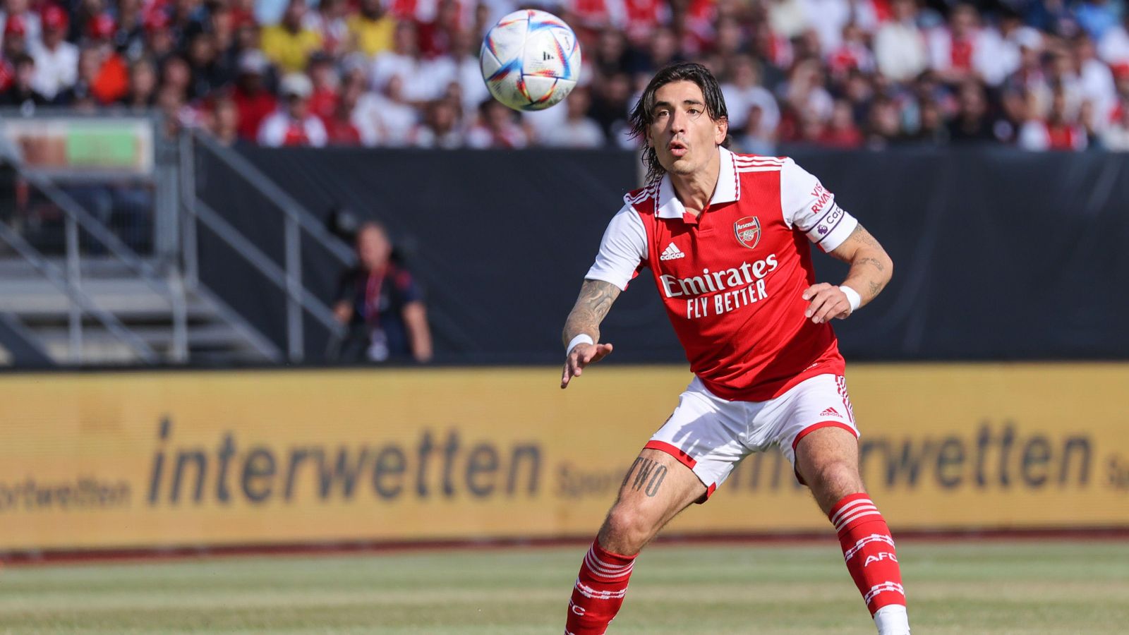 Striker makes ‘crowdfunding’ joke over Arsenal defender; Gunners ready loan bid for midfielder