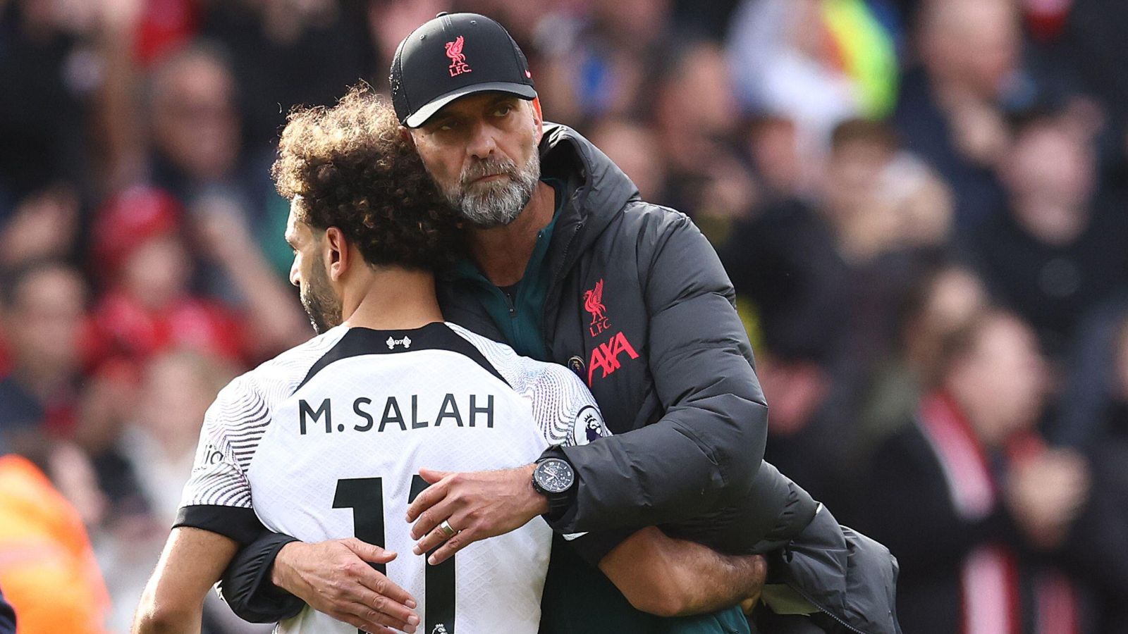 Pundit labels Liverpool boss Klopp ‘jealous’ of Man City as Salah switch is predicted