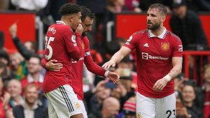 Man Utd stars are telling Fernandes to shut up but they and 'injury