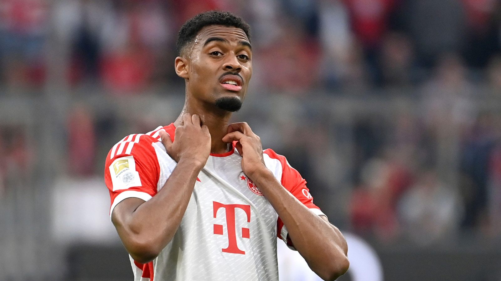 Ex-Barcelona star slams Liverpool star for making ‘bad choice’; reveals transfer advice