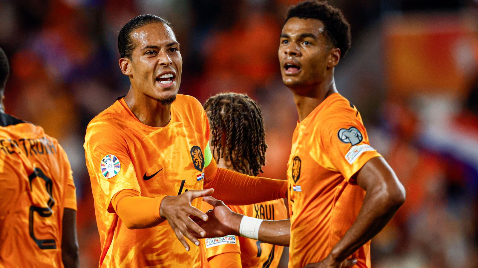 Liverpool: Pundit explains ‘problem’ preventing title ‘challenge’ amid ‘surprising’ Van Dijk revelation