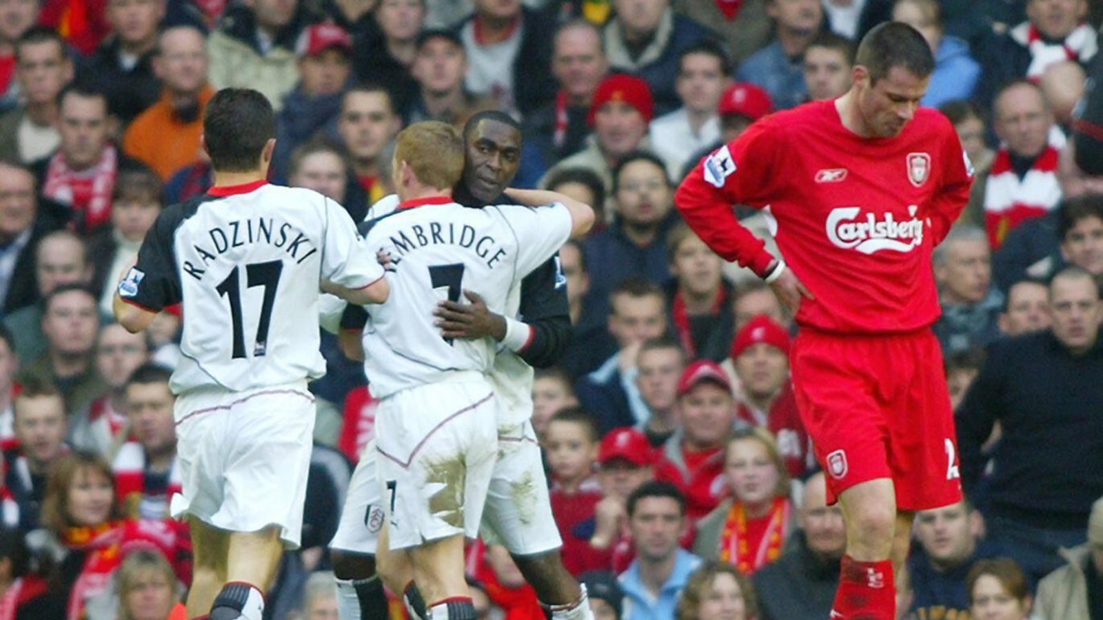 Man Utd legend hits back at Carragher over claims Red Devils star acted ‘disgracefully’ in ‘distasteful’ incident