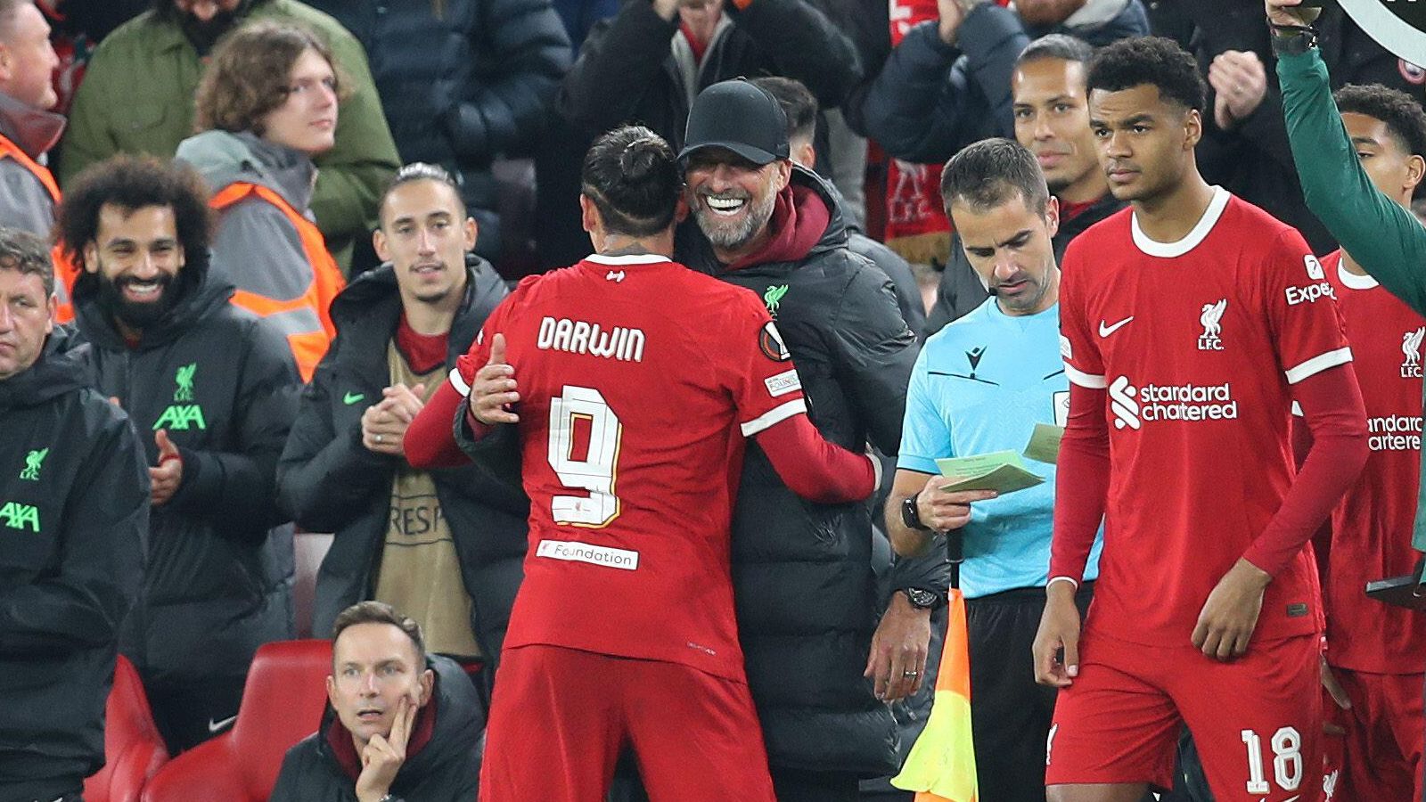 Liverpool substitute Darwin Nunez embraces manager Jurgen Klopp
