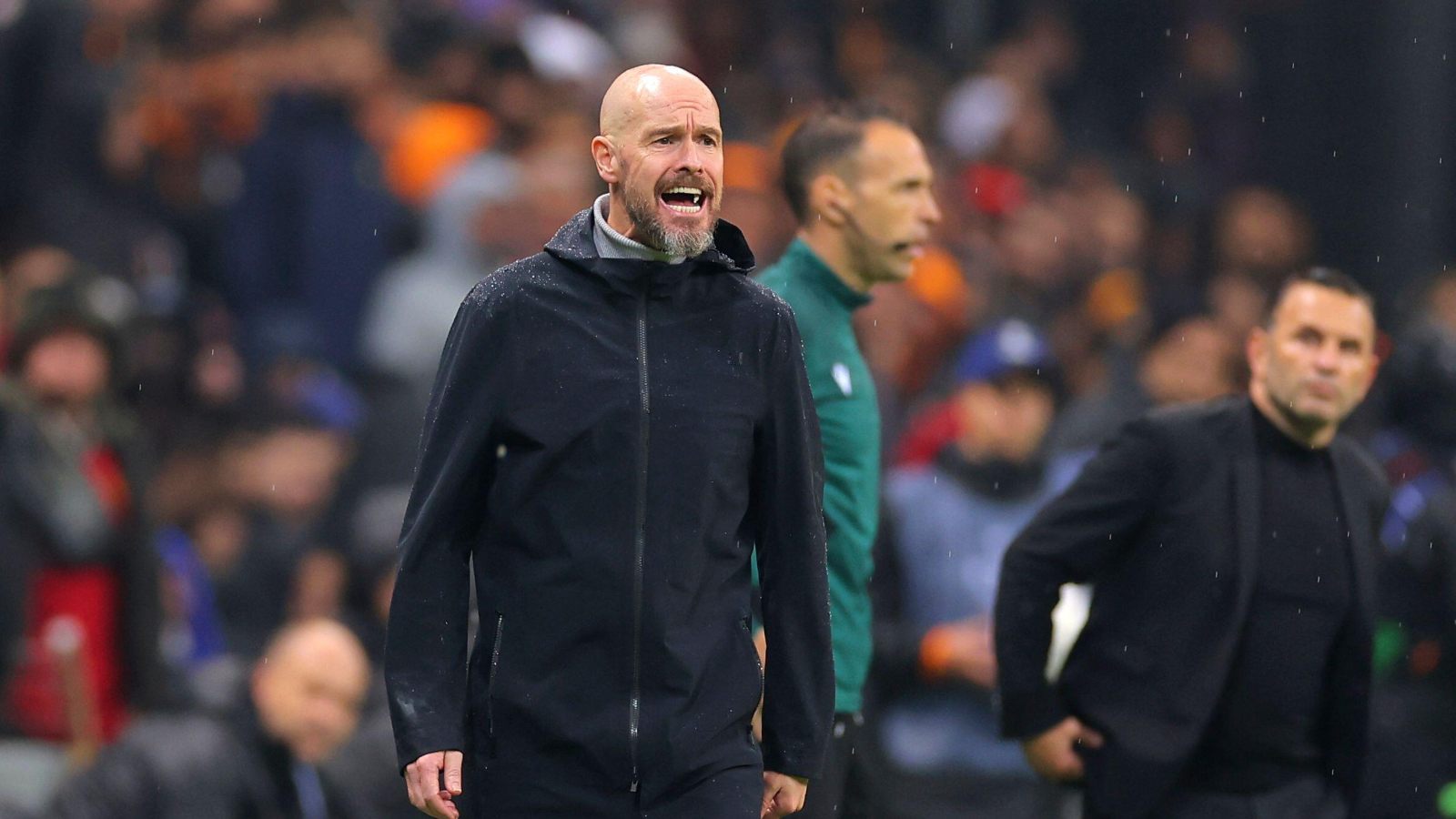 Gullit advises Ten Hag to ‘ask’ Man Utd player ‘what the hell are you doing?’