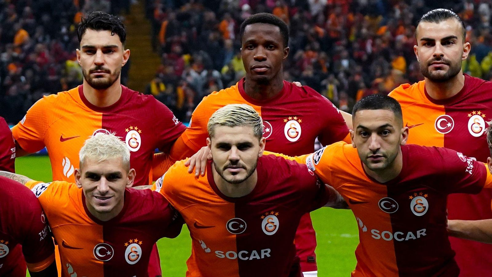 Man Utd plot audacious ‘loan with clause’ deal to sign 17-goal striker for desperate Ten Hag