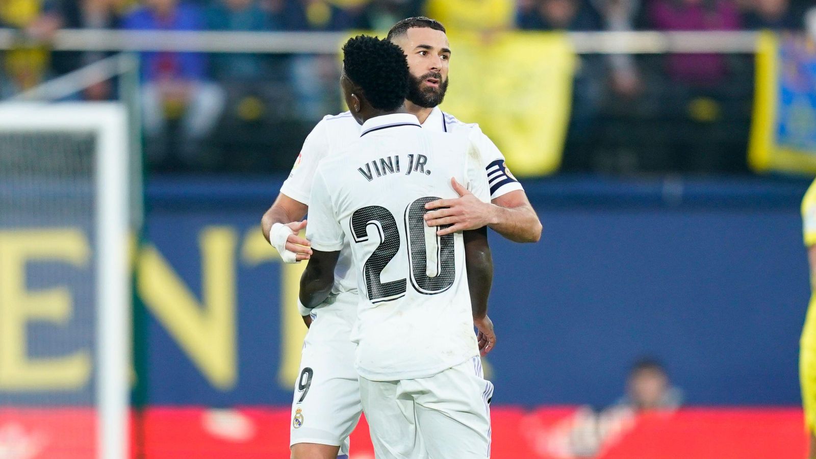 Man Utd told to finalise ‘dream’ transfer as Real Madrid legend is ‘exactly what’ Ten Hag’s side ‘need’