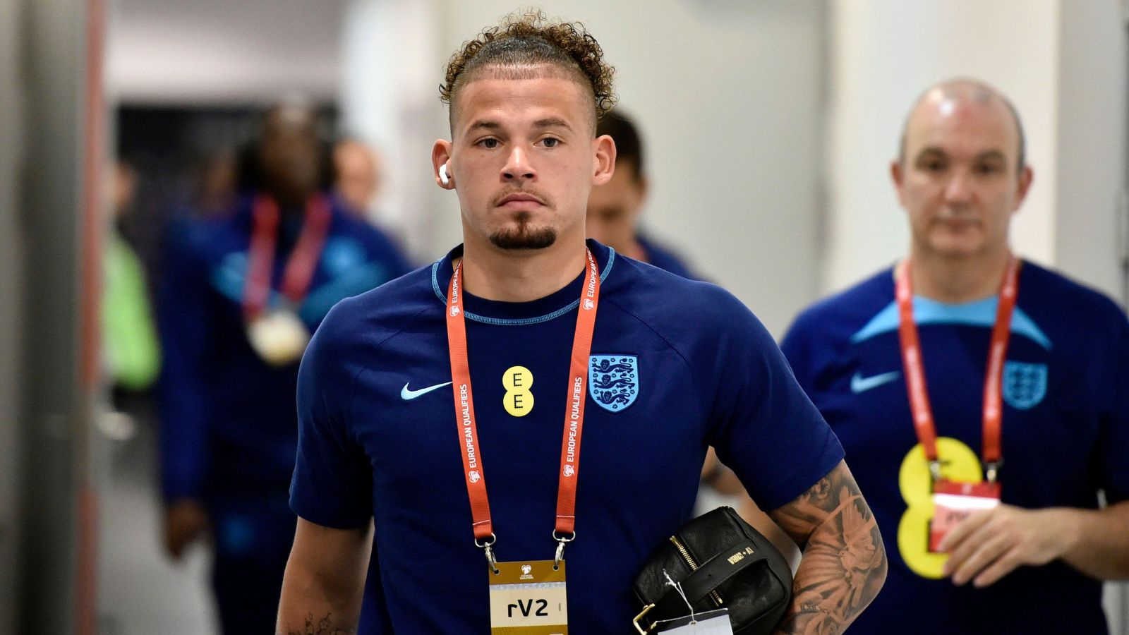 Newcastle ‘waiting for situation develop’ as transfer expert provides update on player Howe ‘admires’
