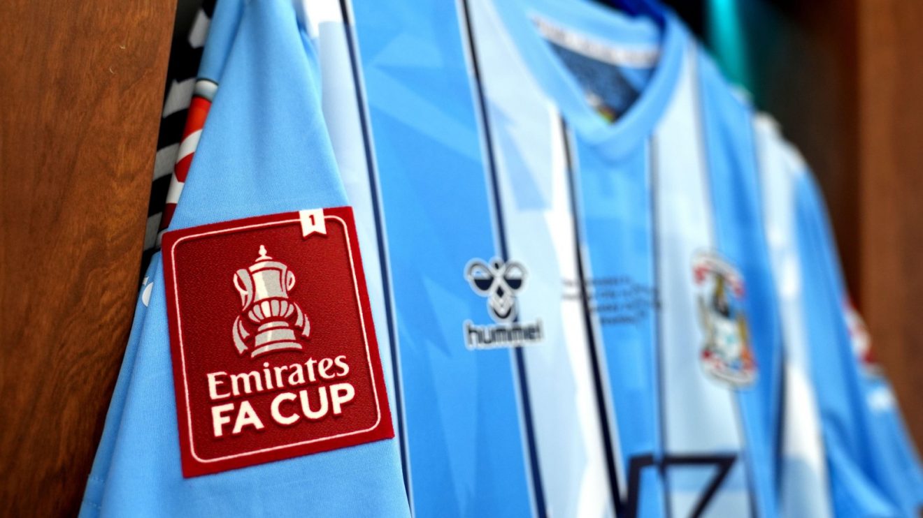 FA Cup logo on Coventry City shirt