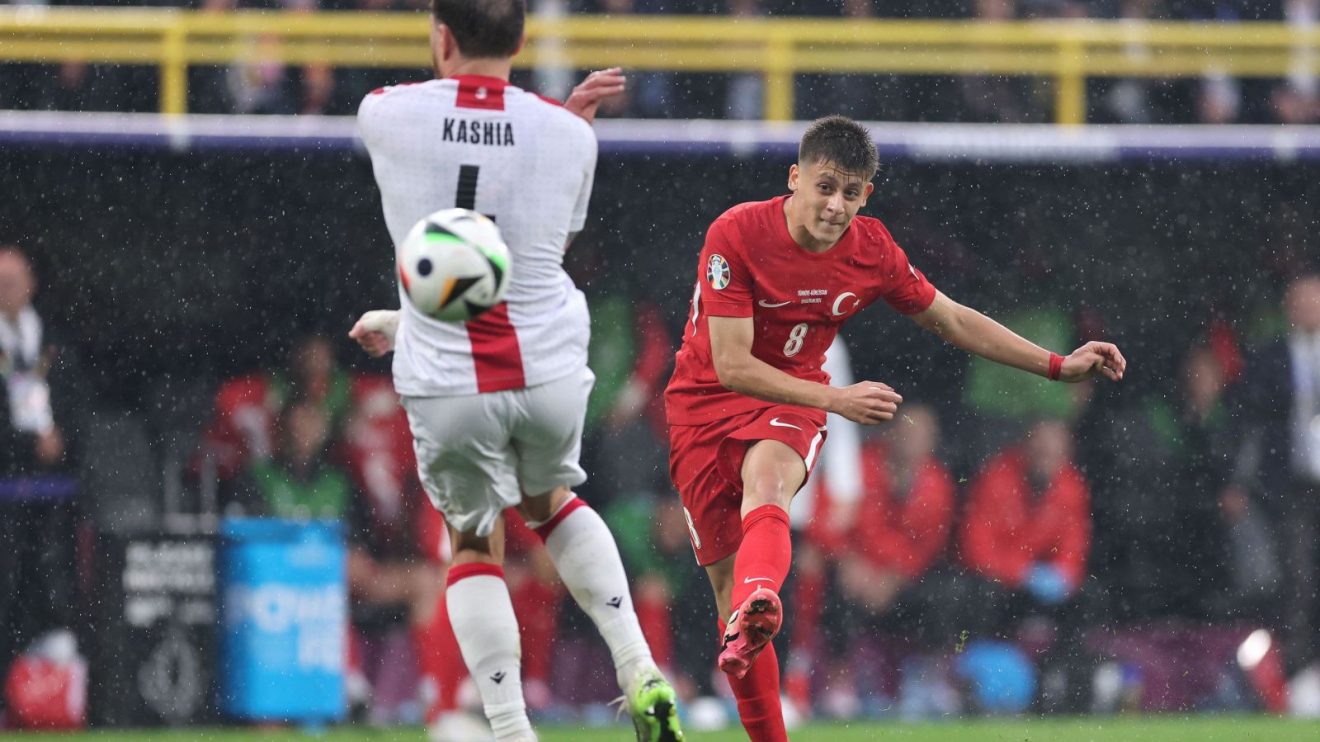 Arda Guler scores for Turkey in a thrilling Euro 2024 win over Georgia