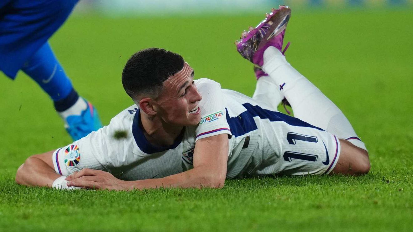 Phil Foden looks dejected during England v Slovenia