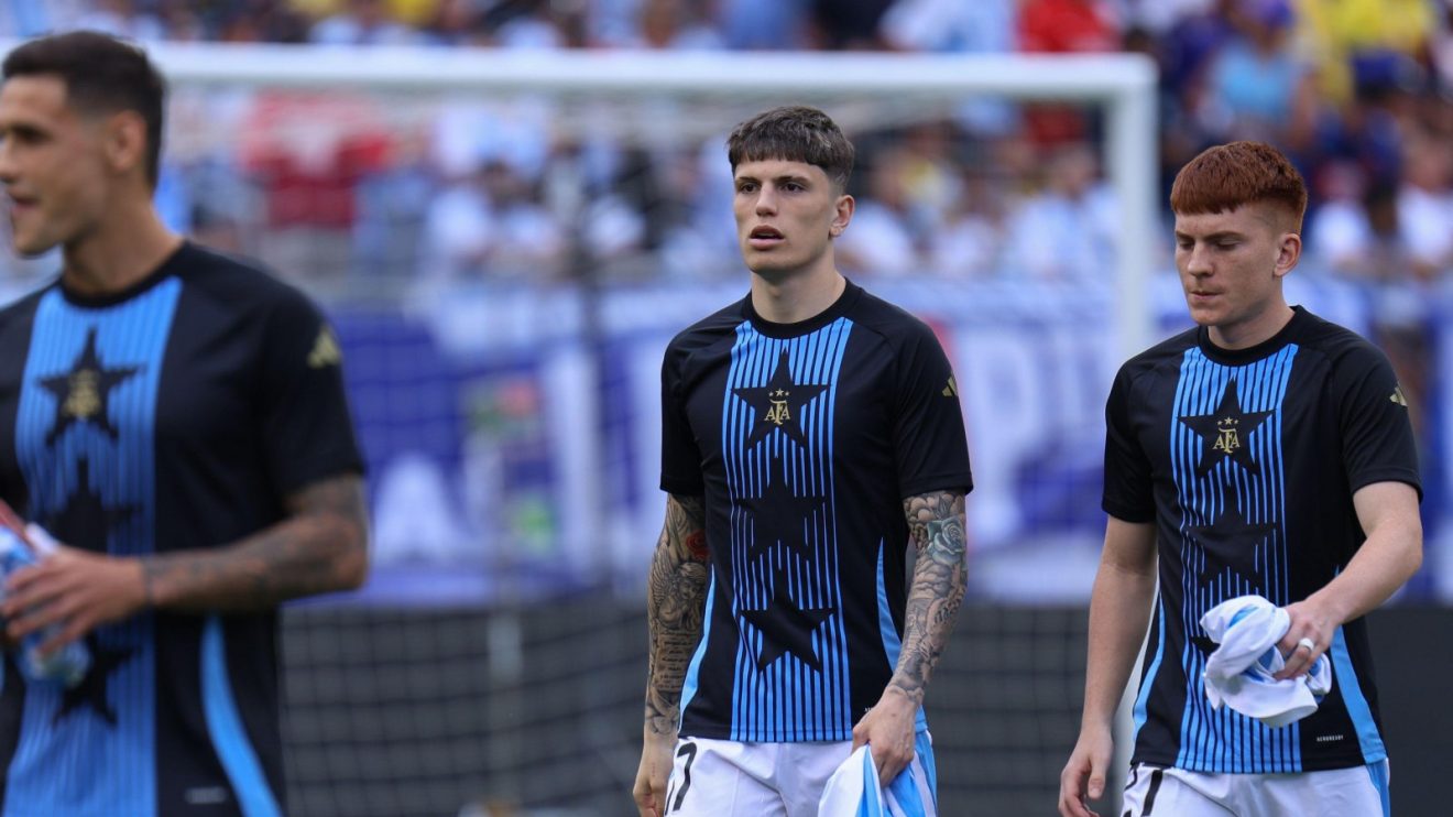 Alejandro Garnacho not getting Argentina minutes