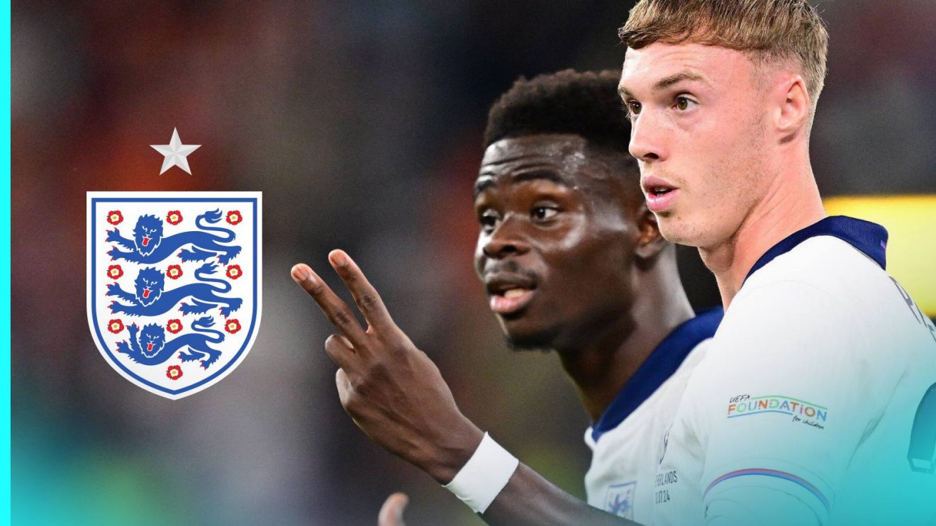 Cole Palmer and Bukayo Saka with the England badge