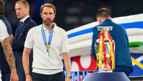 Ex-England boss Southgate snubbed for one reason after making ‘offer’ for management return