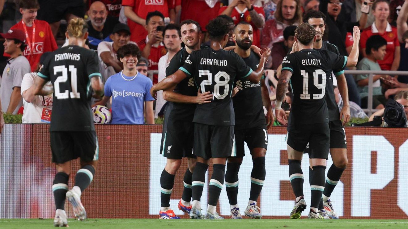 Liverpool beat Man Utd 3-0