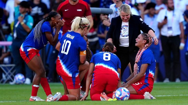 US women's national team manager Emma Hayes celebrates Olympics final win