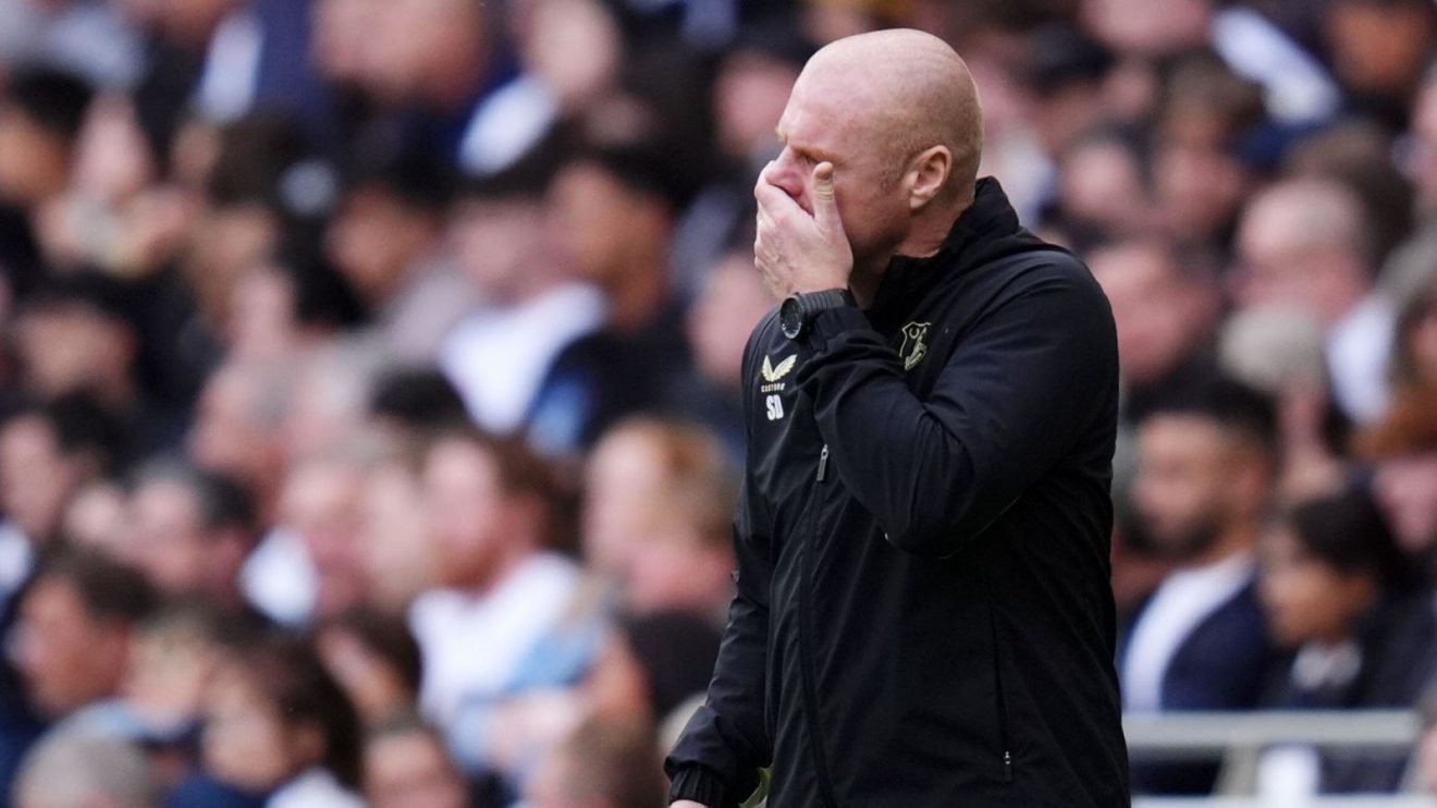 Everton manager Sean Dyche reacts during a 4-0 defeat at Tottenham