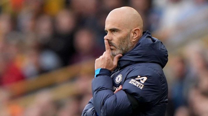 Chelsea manager Enzo Maresca