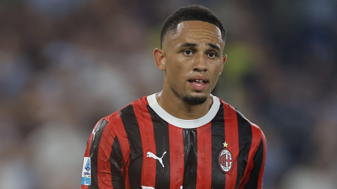 Noah Okafor looks a tad frustrated while playing for AC Milan
