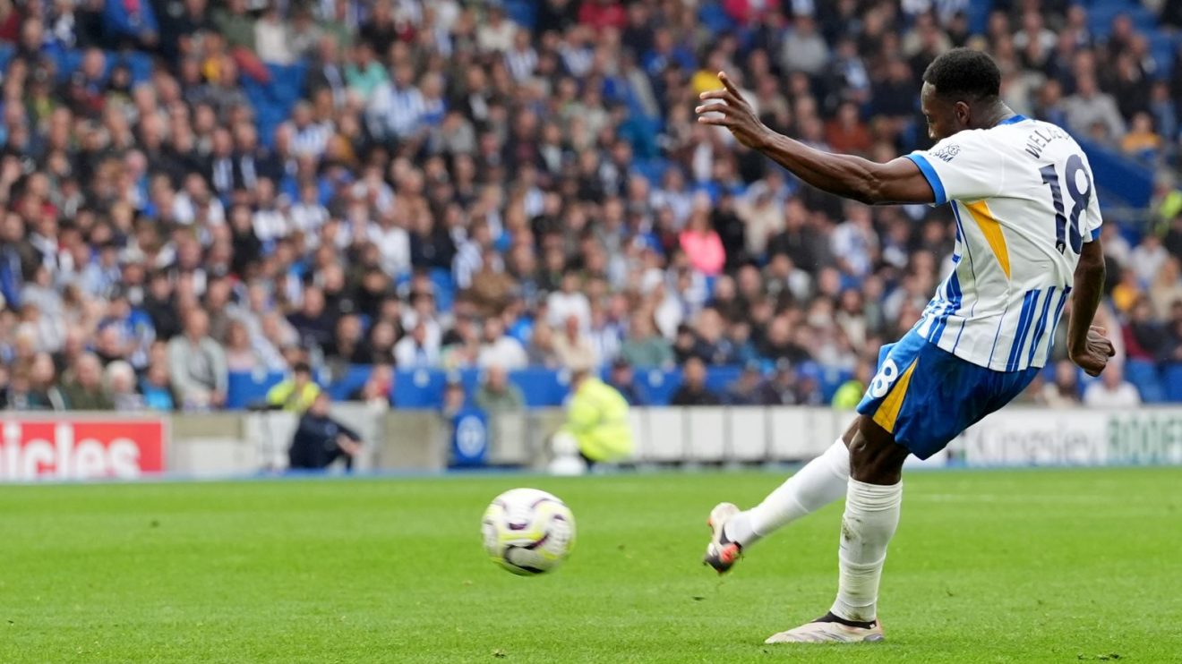 Danny Welbeck scores for Brighton against Nottingham Forest