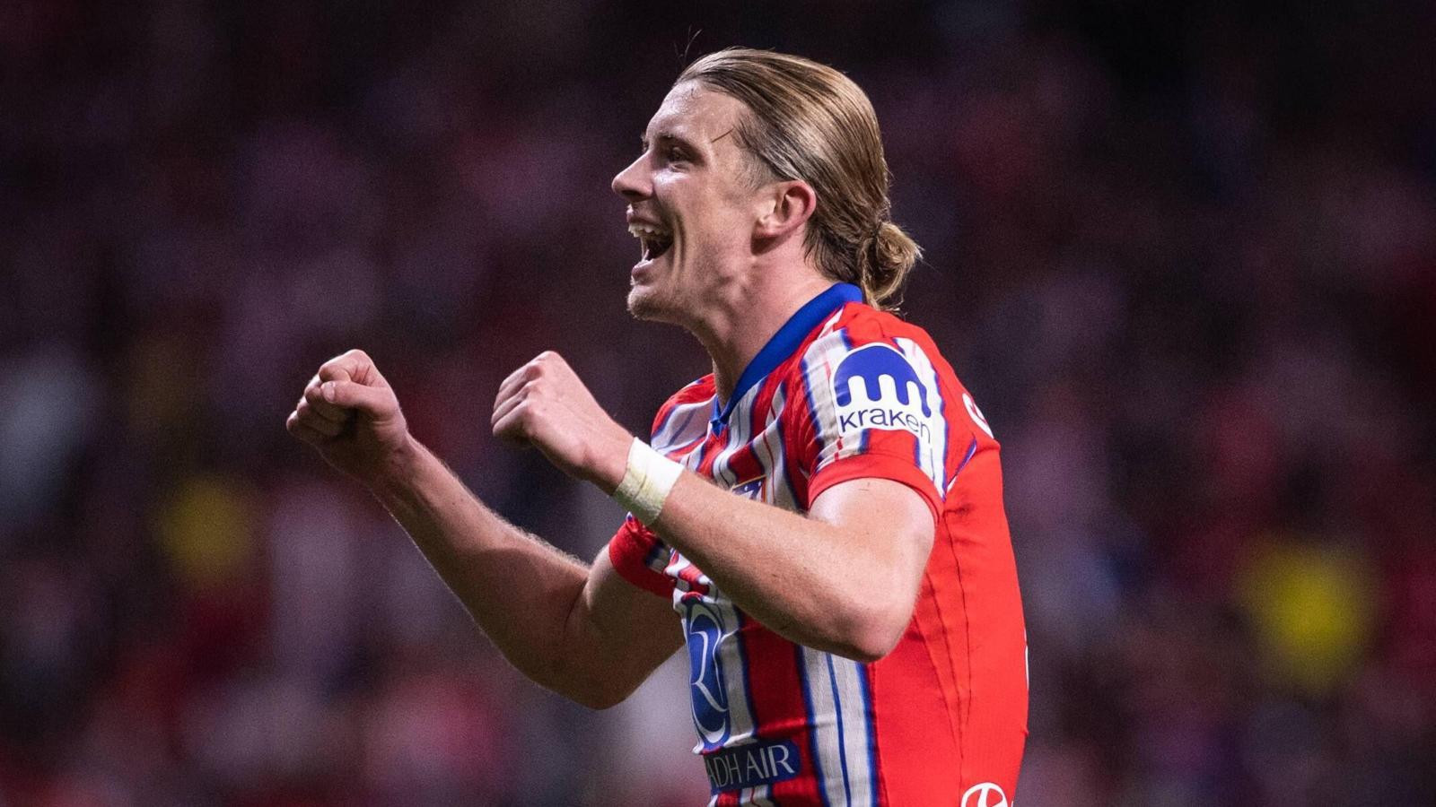 Man Utd, Spurs 'lead' £26m transfer race as 'more likely' outcome revealed with one 'decisive factor' - Football365