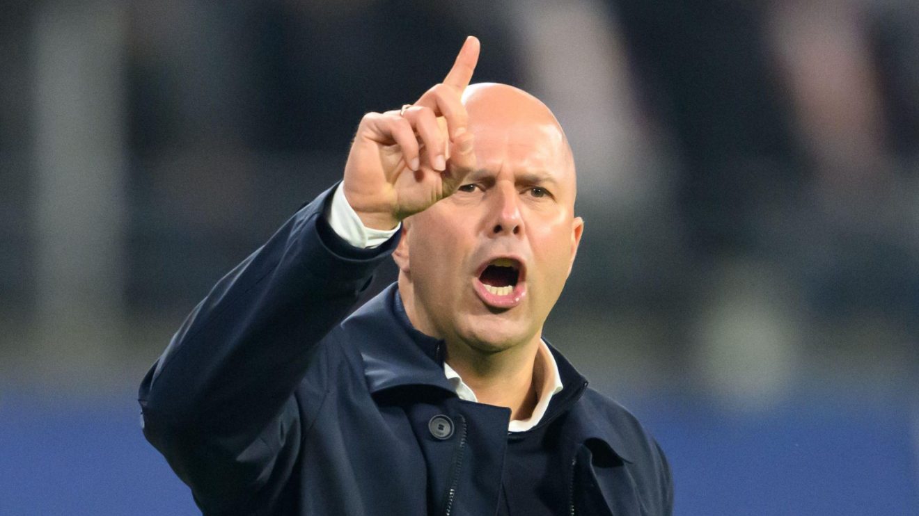 Liverpool boss Arne Slot